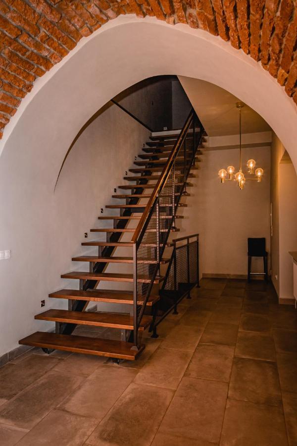 クロスノ The Old Townhouse IIアパートホテル エクステリア 写真